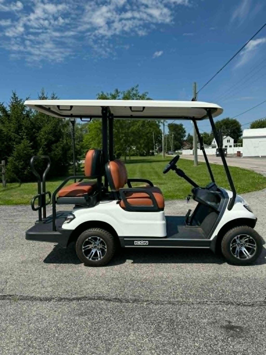 2025 ICON G40 Gas Golf Cart White