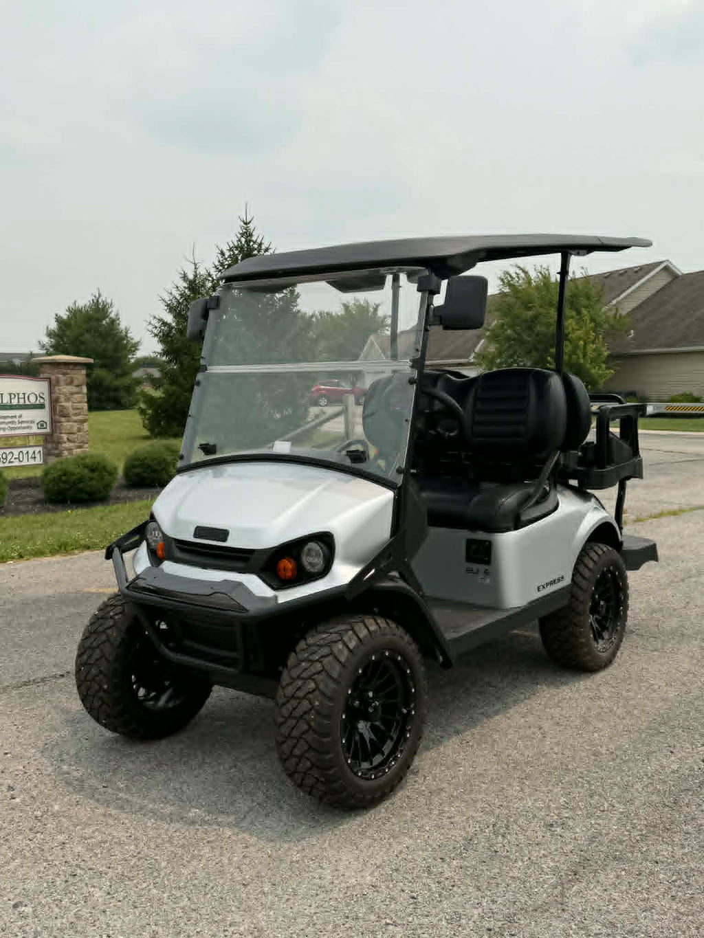 Pre-Owned 2025 E-Z-GO Express