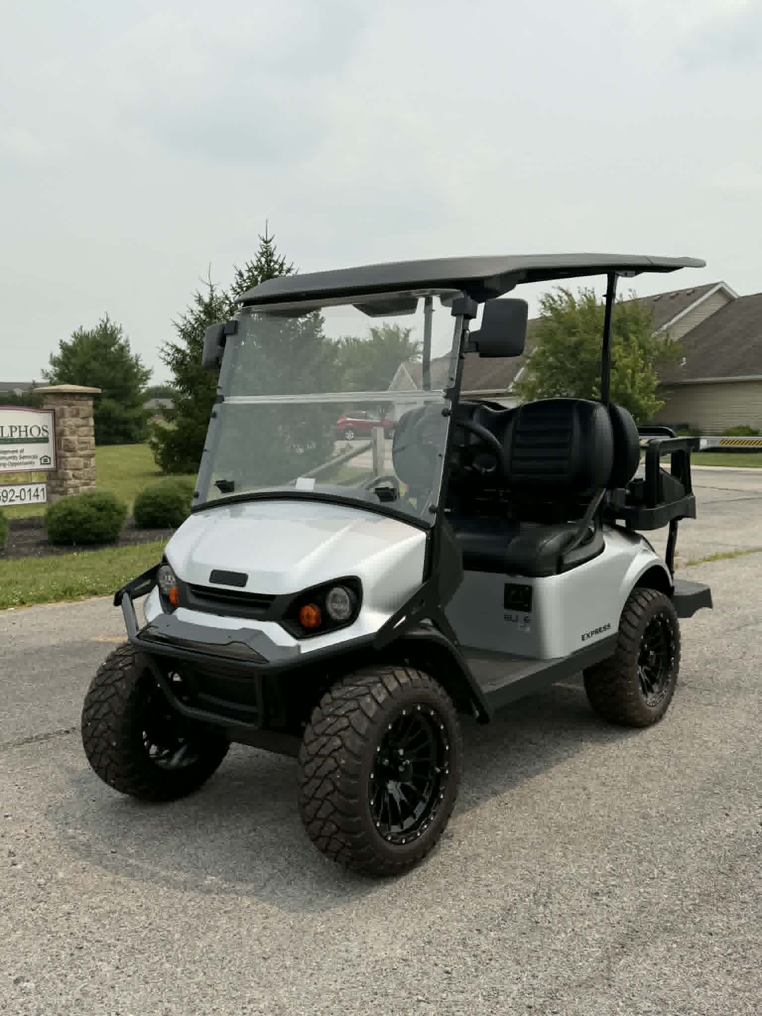 Pre-Owned 2025 E-Z-GO Express