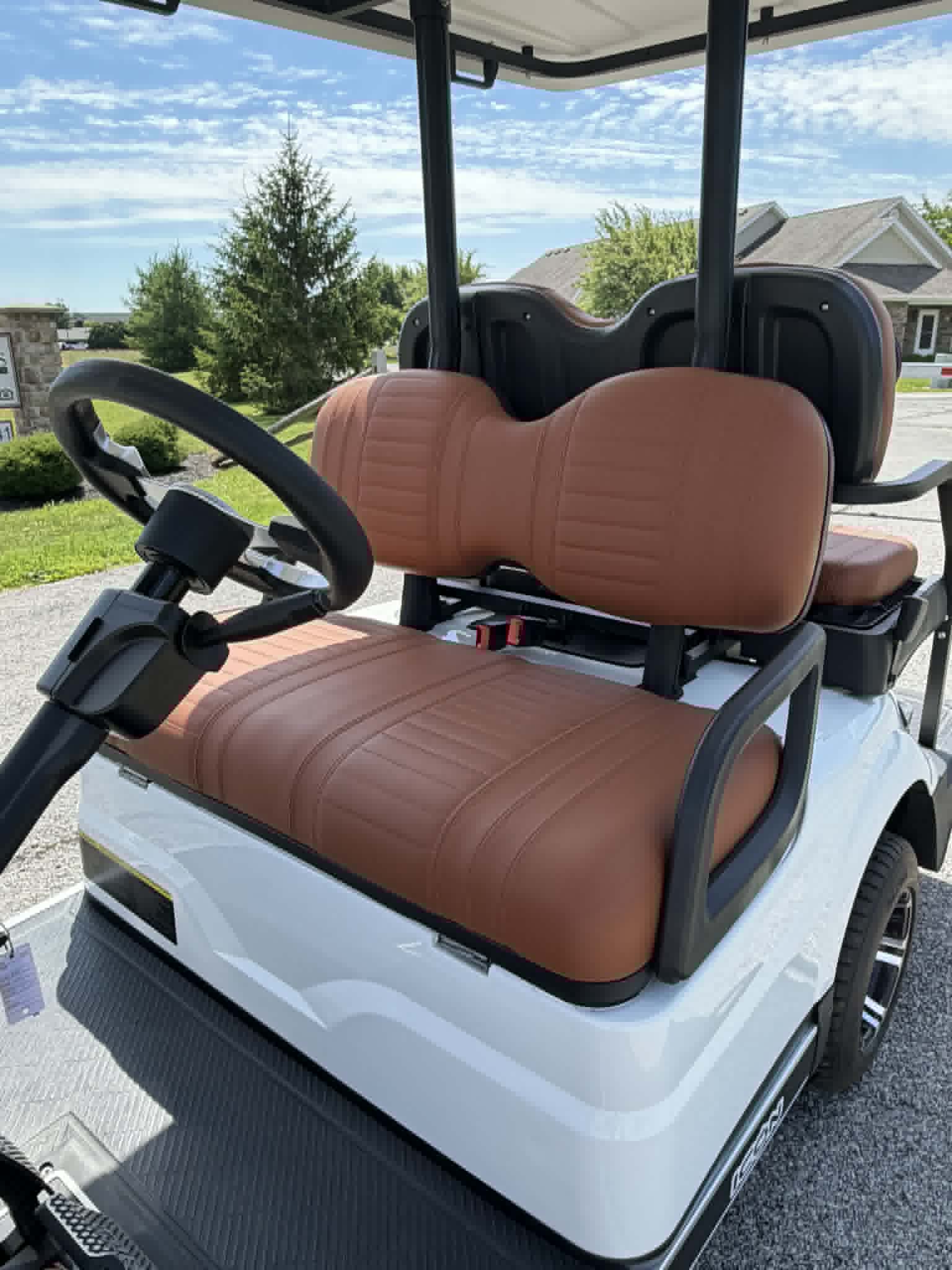 2025 ICON G40 Gas Golf Cart White