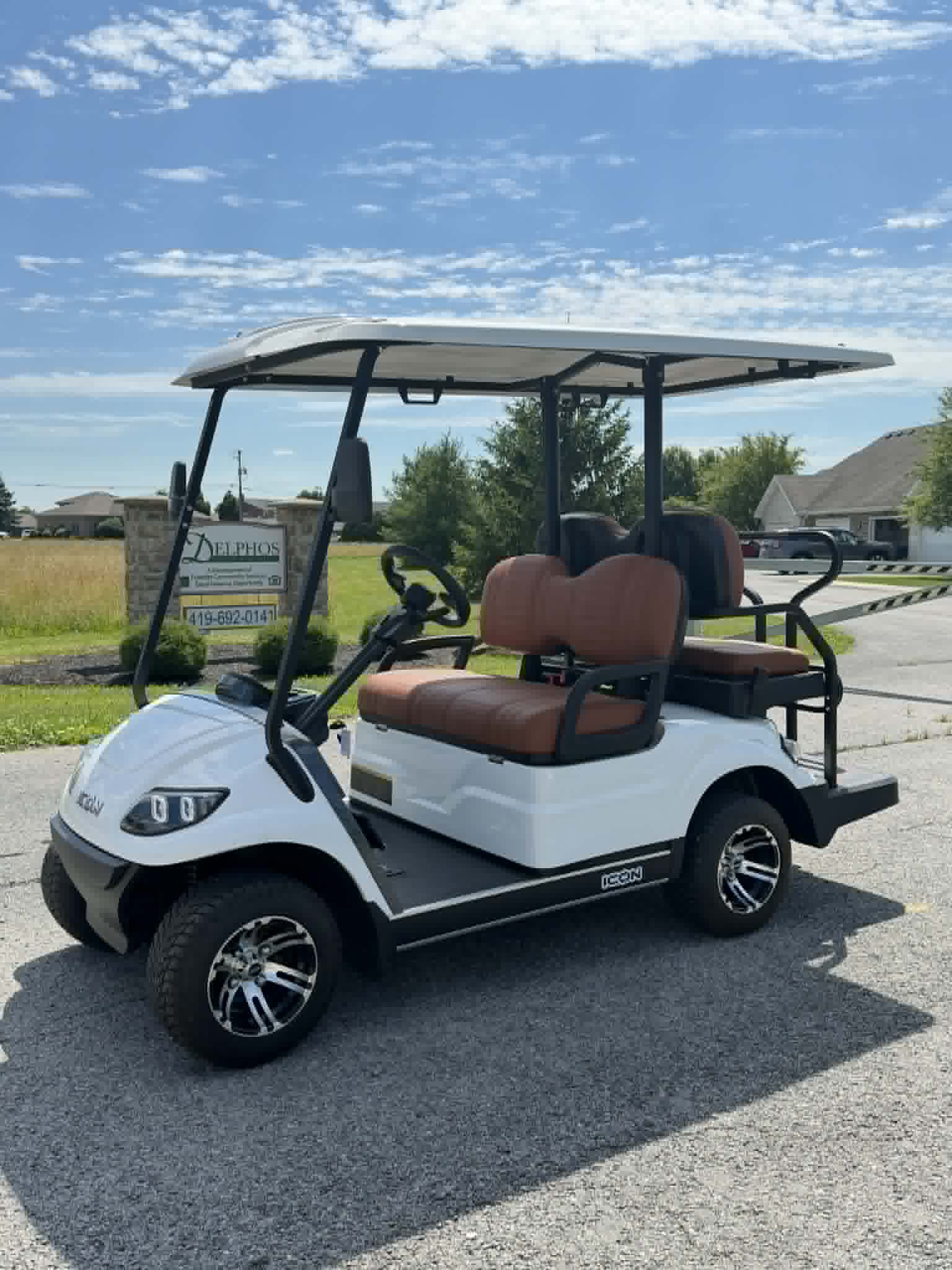 2025 ICON G40 Gas Golf Cart White