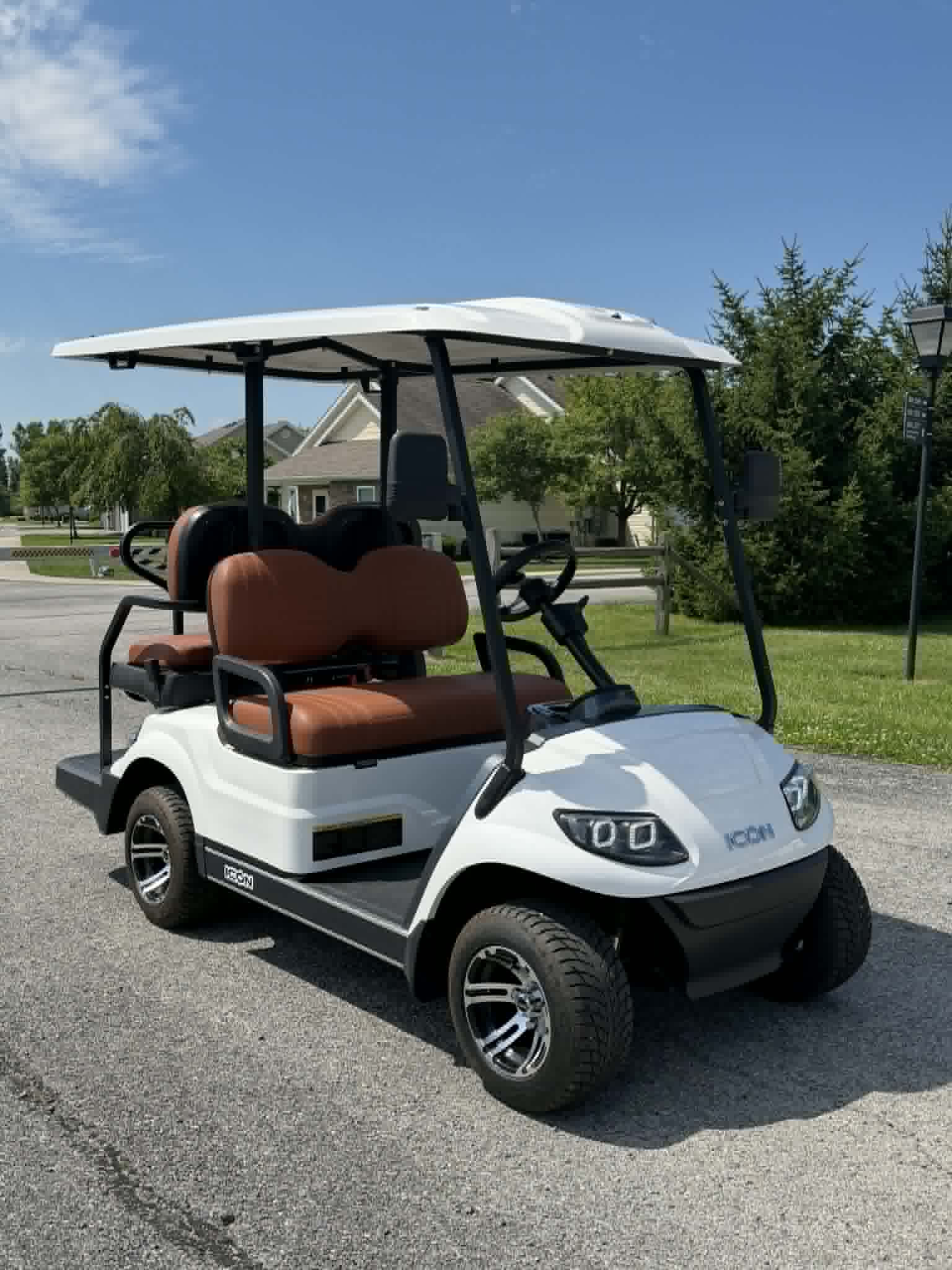 2025 ICON G40 Gas Golf Cart White