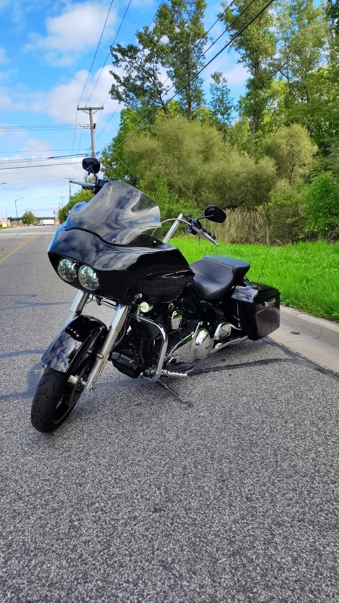 Pre-Owned 2013 Harley Davidson Road Glide
