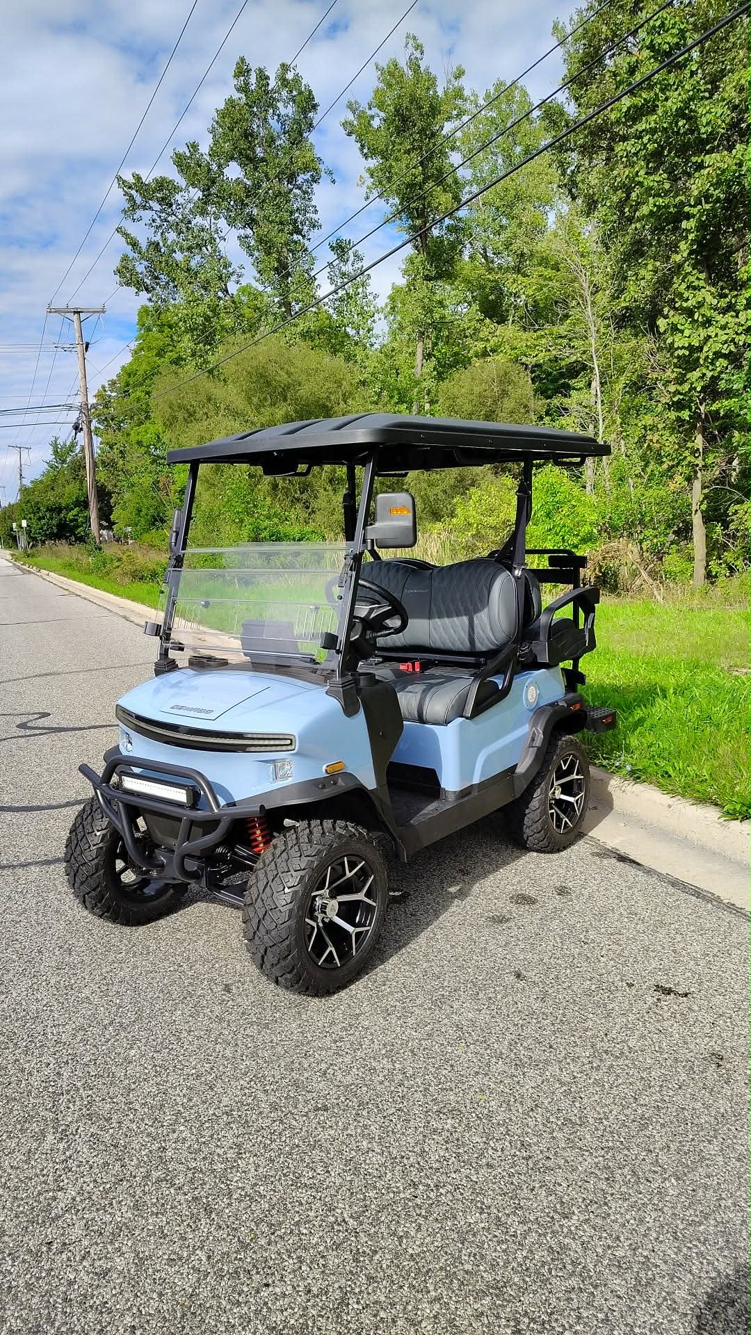 Gen 3 Denago EV Nomad XL in Glacier