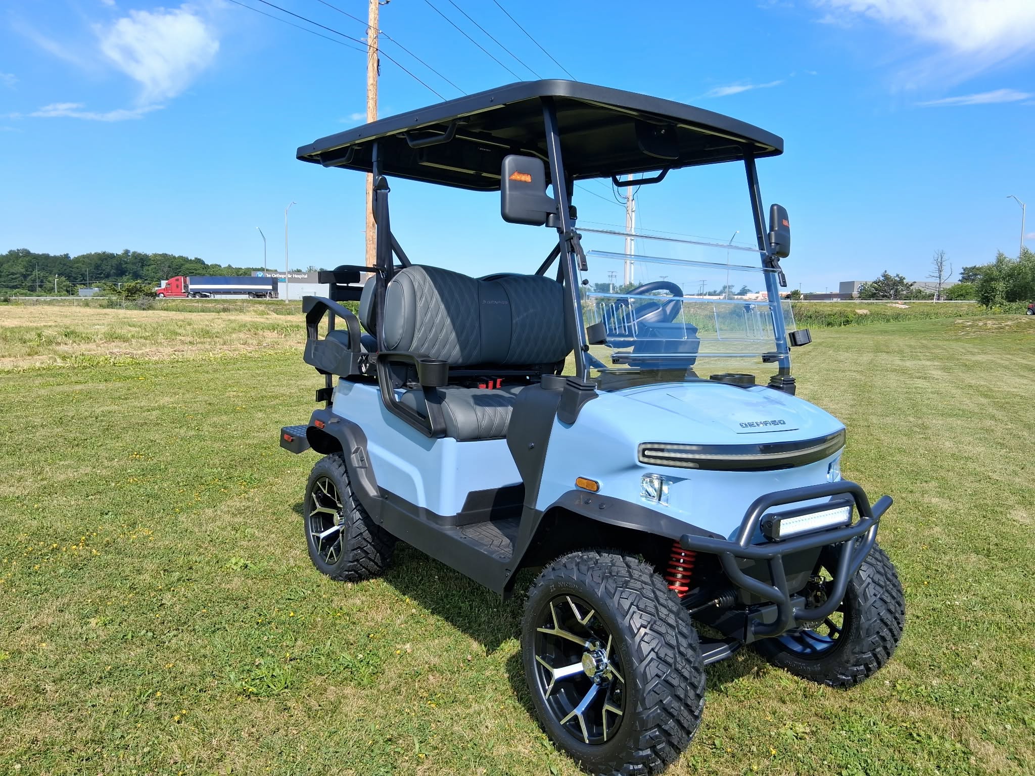 Gen 3 Denago EV Nomad XL in Glacier