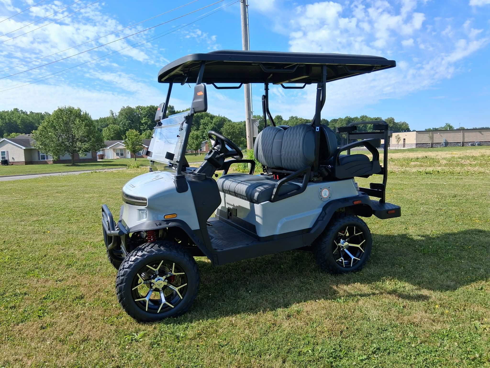 Gen 3 Denago EV Nomad XL in Grey