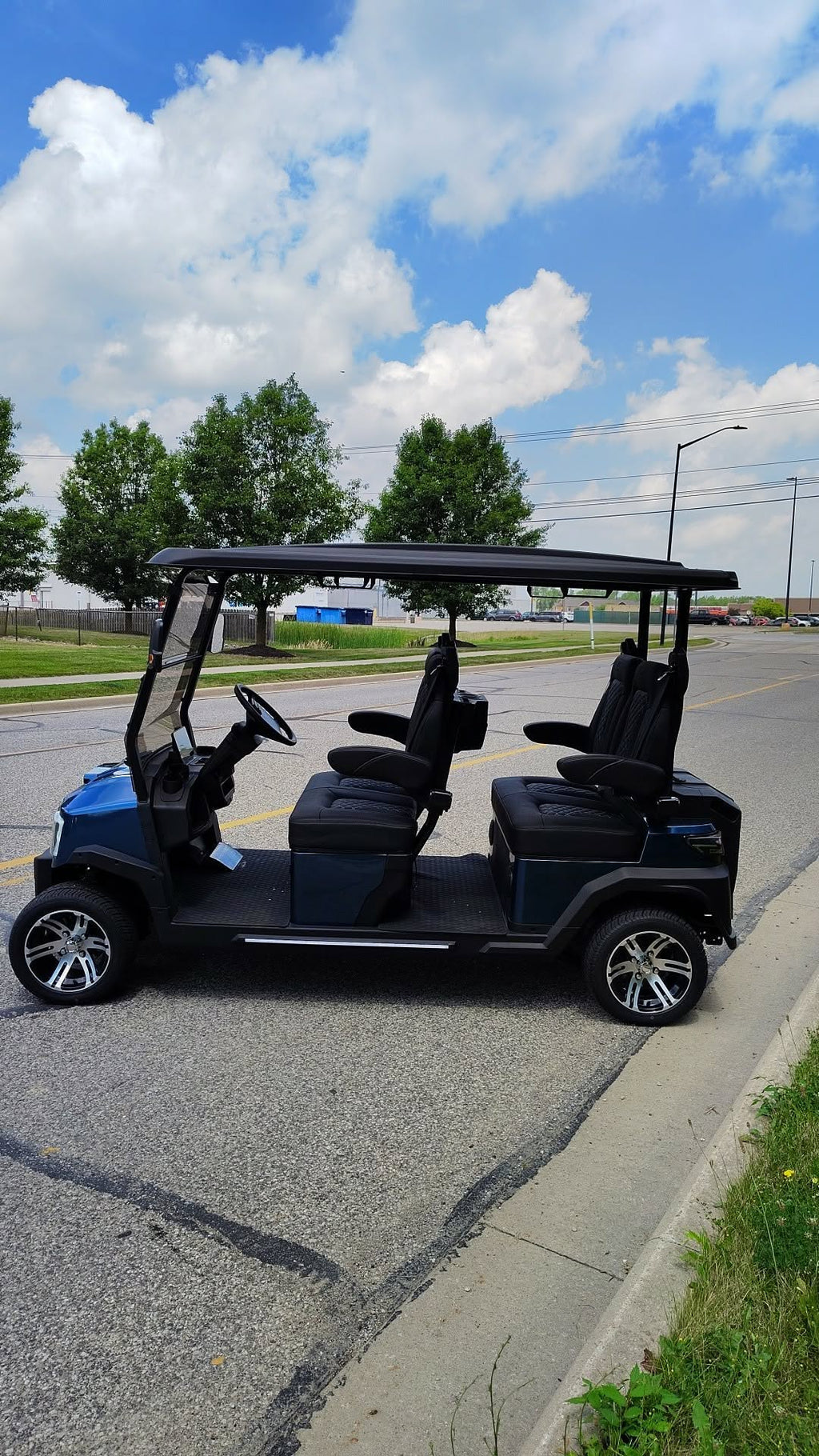 Relion EV Nomad RL4+ 210Ah Battery in Sapphire Blue