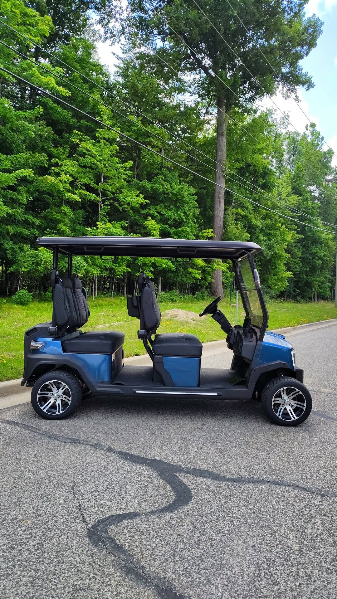 Relion EV Nomad RL4+ 210Ah Battery in Sapphire Blue