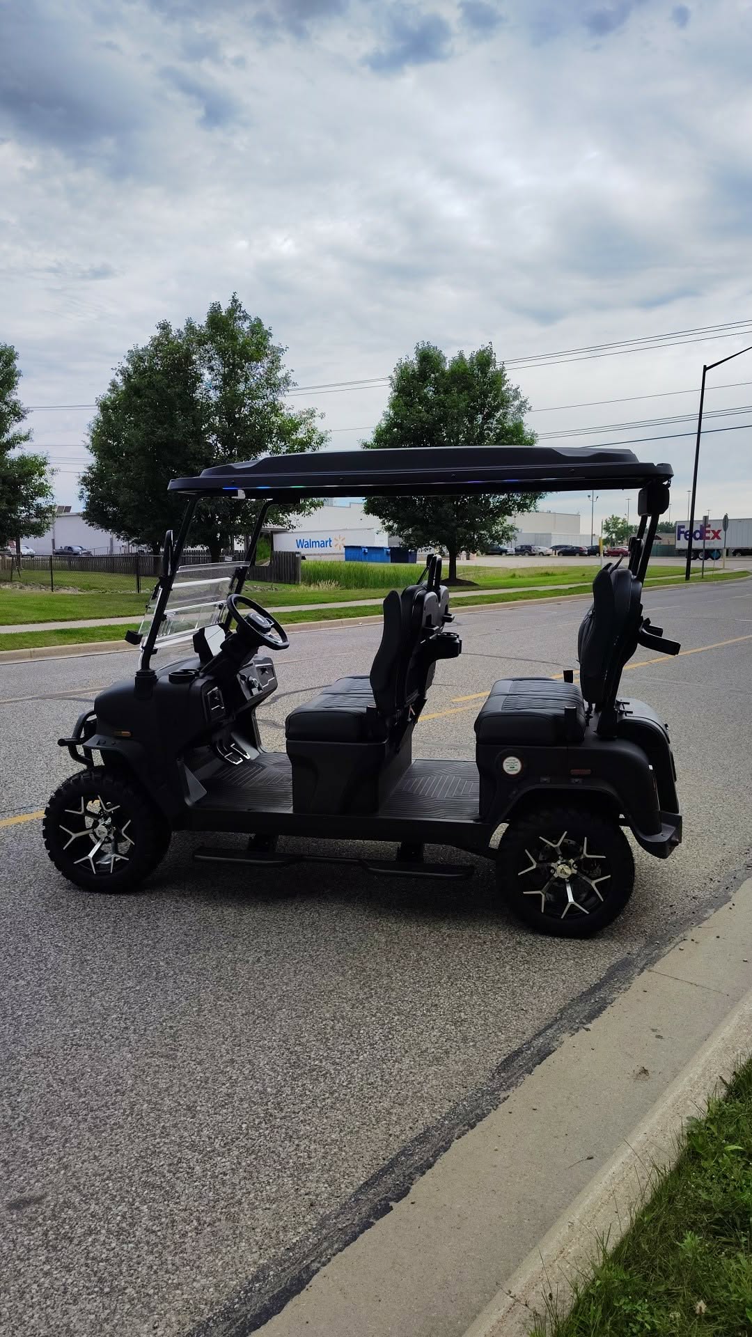 Denago EV Rover XL in Matte Black