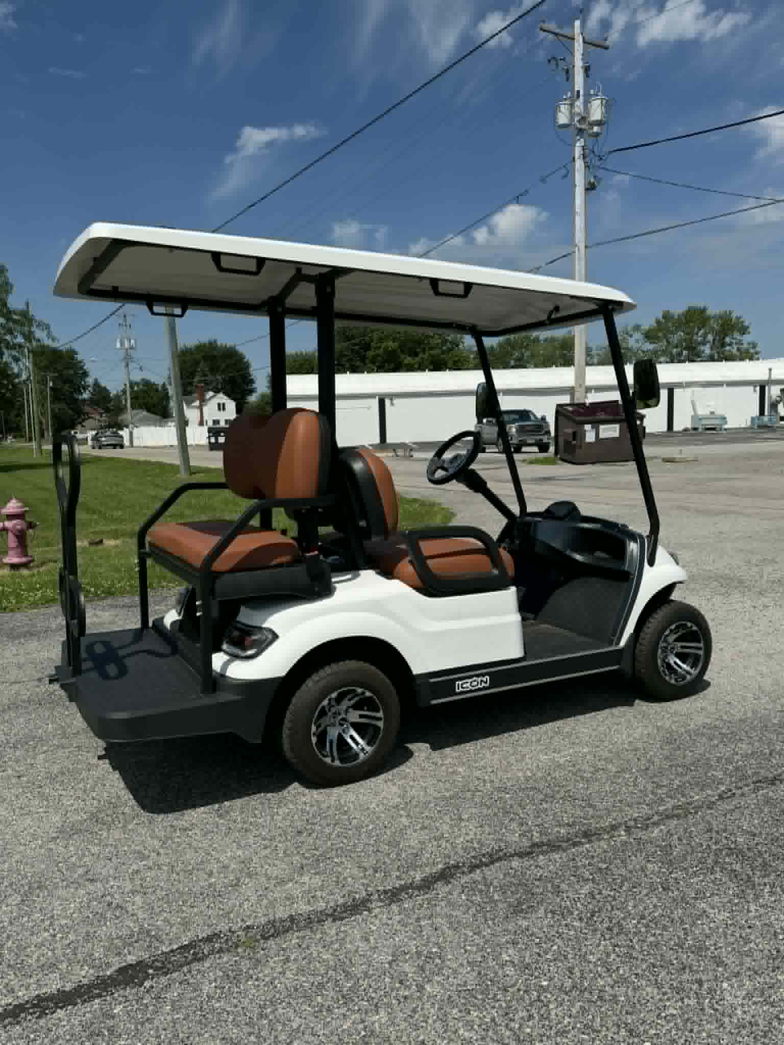 2025 ICON G40 Gas Golf Cart White