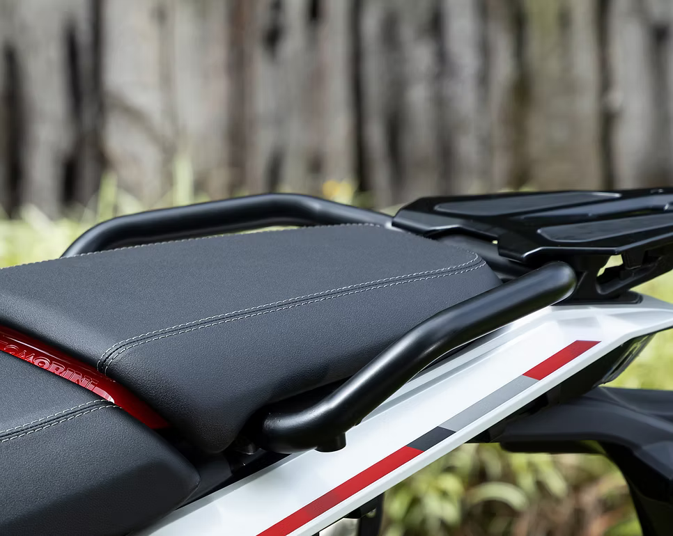 Moto Morini Vettore 450 White and Red