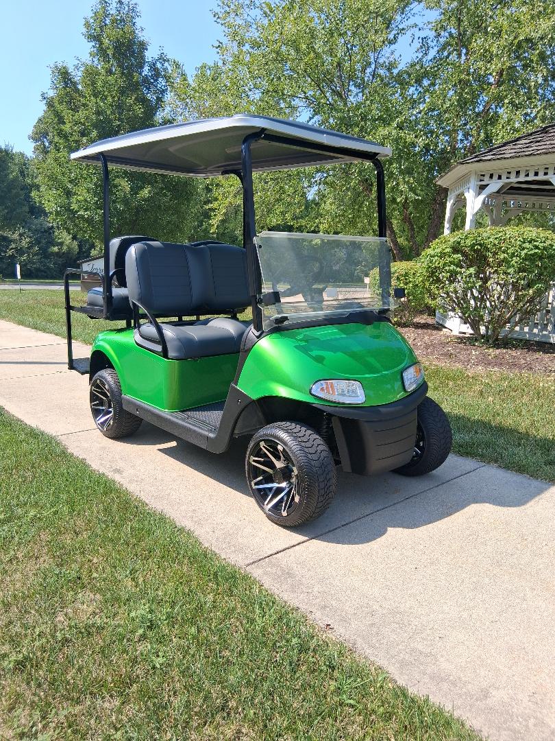 2024 EZ-GO RXV