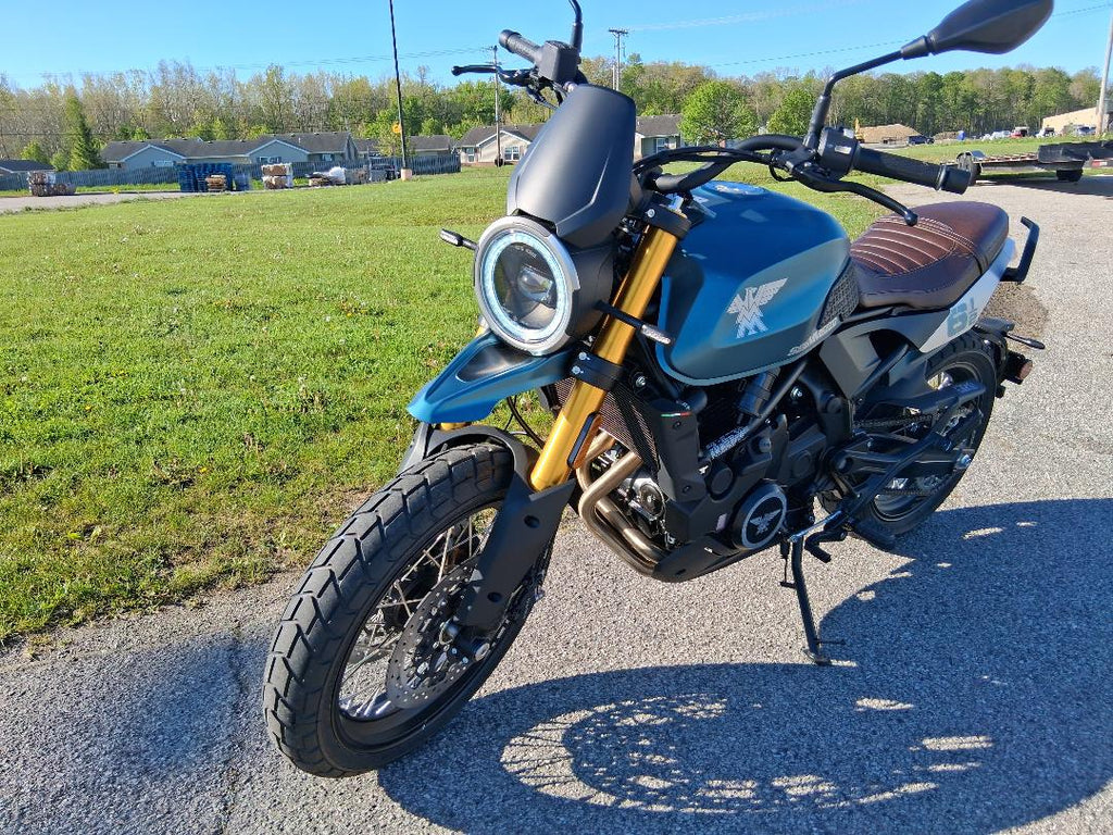 2024 Moto Morini Trek
