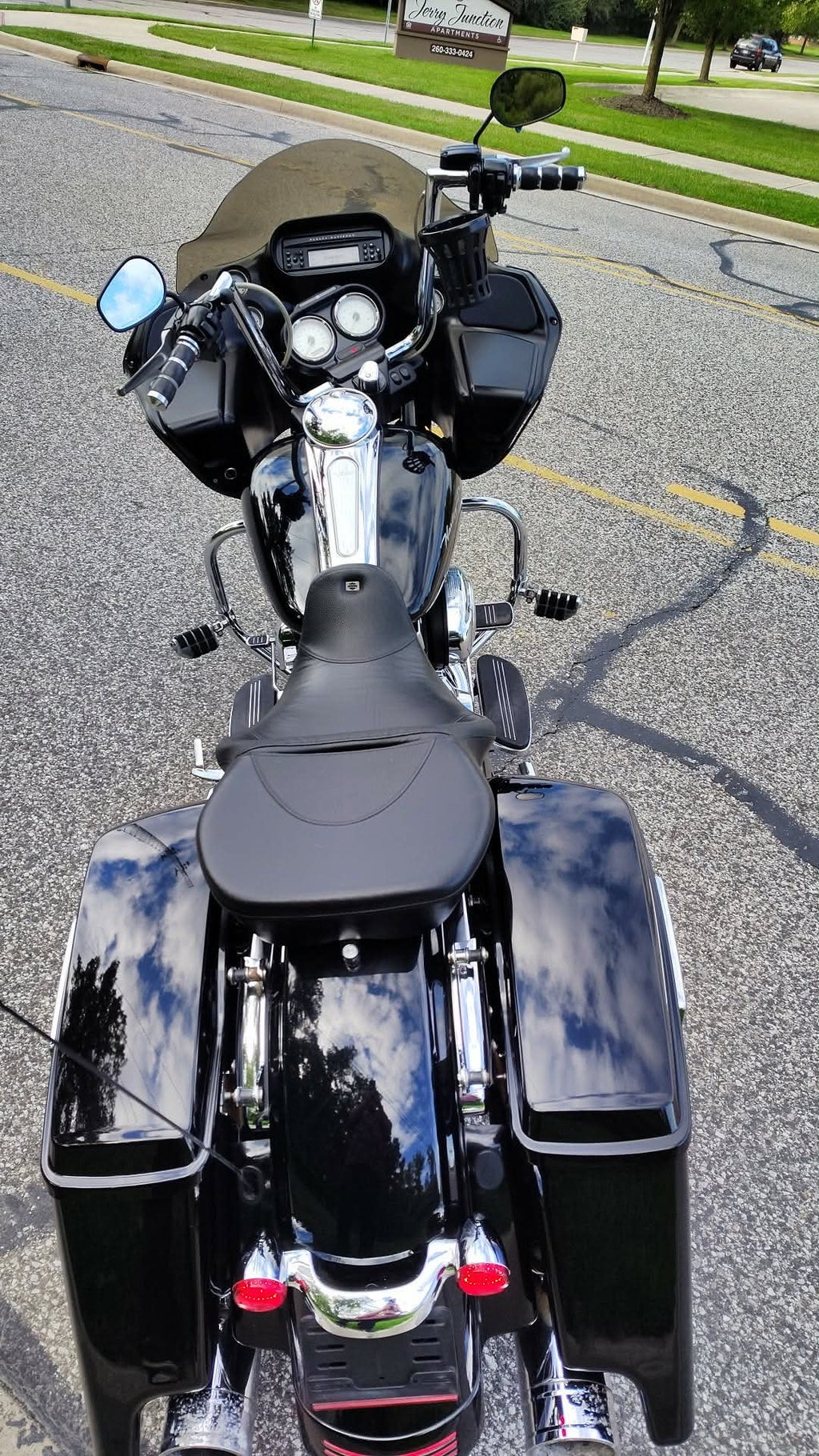 Pre-Owned 2013 Harley Davidson Road Glide