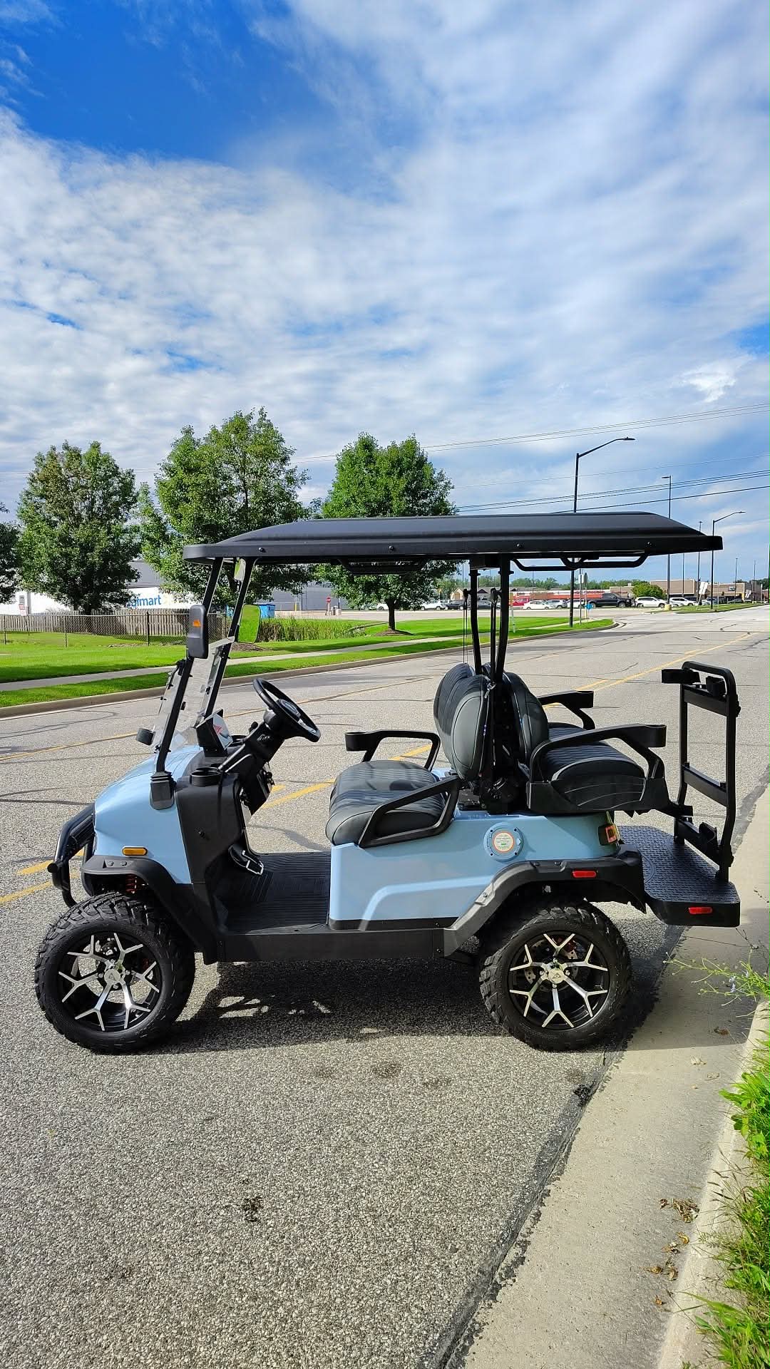 Gen 3 Denago EV Nomad XL in Glacier