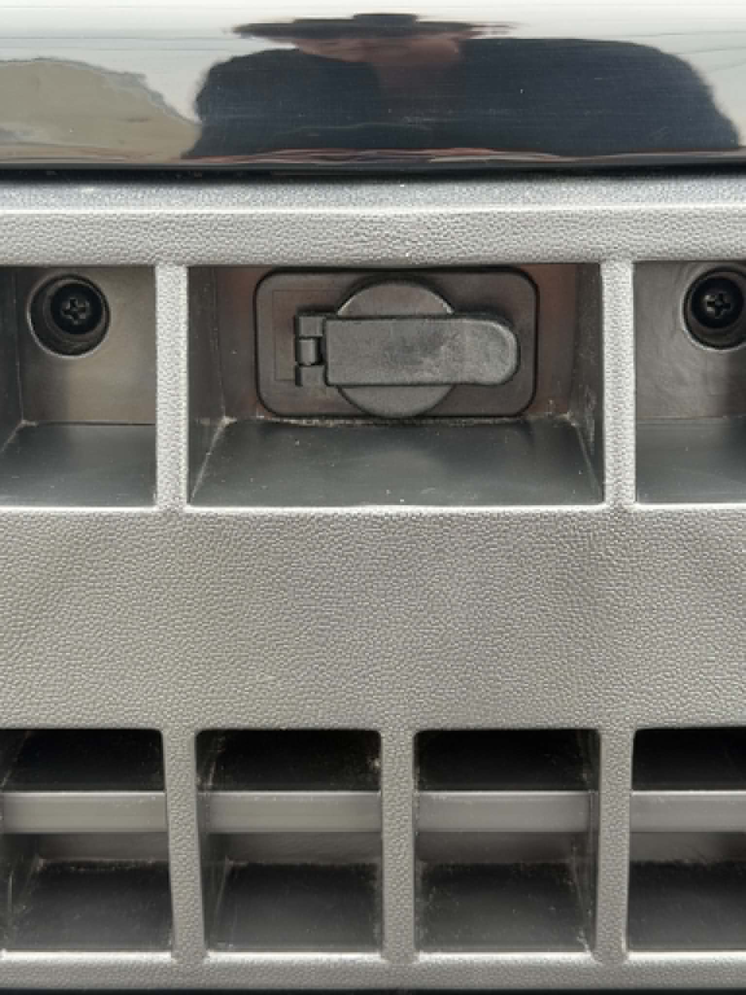 Relion Ev Nomad RL4+ in Black