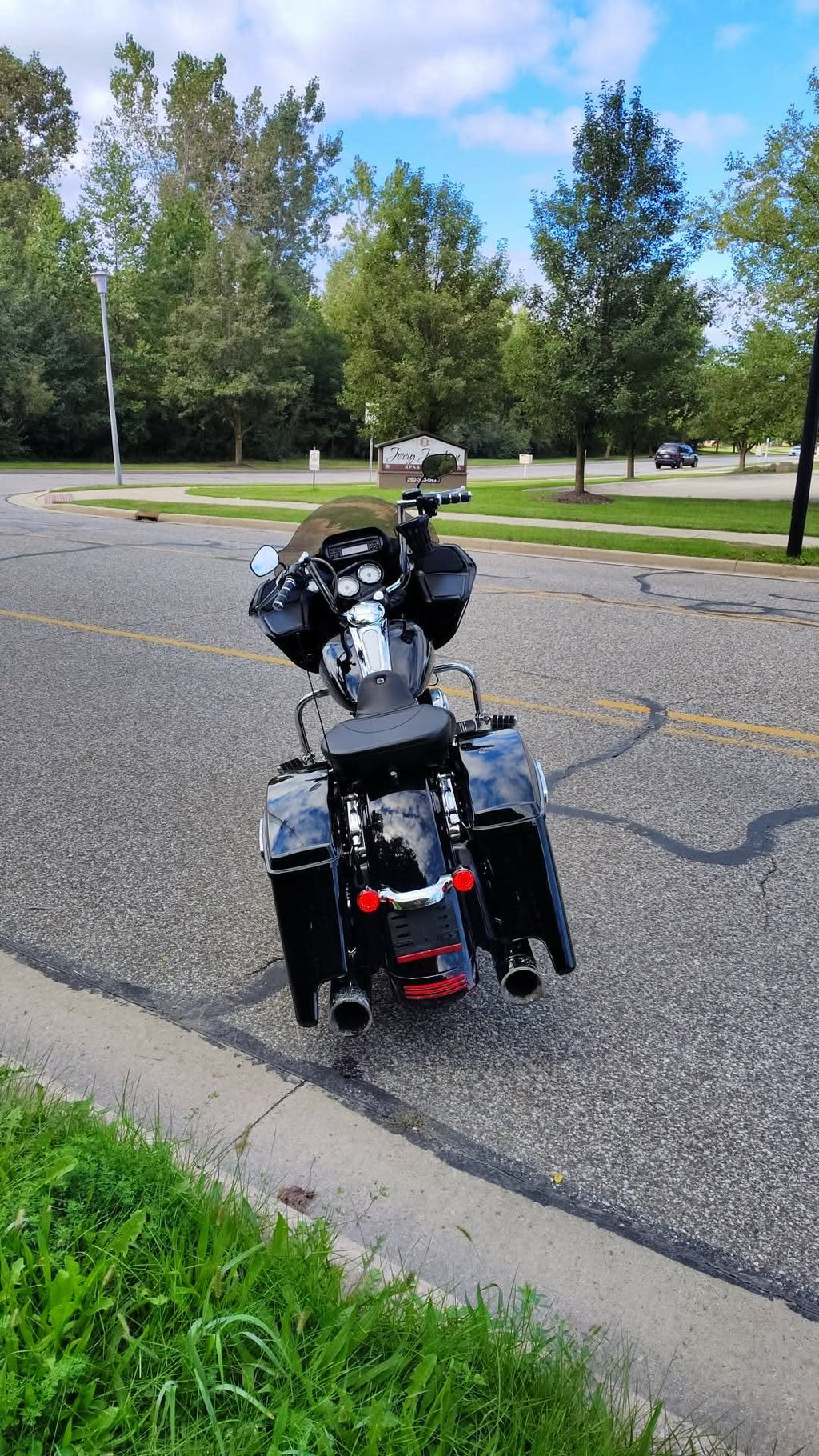 Pre-Owned 2013 Harley Davidson Road Glide