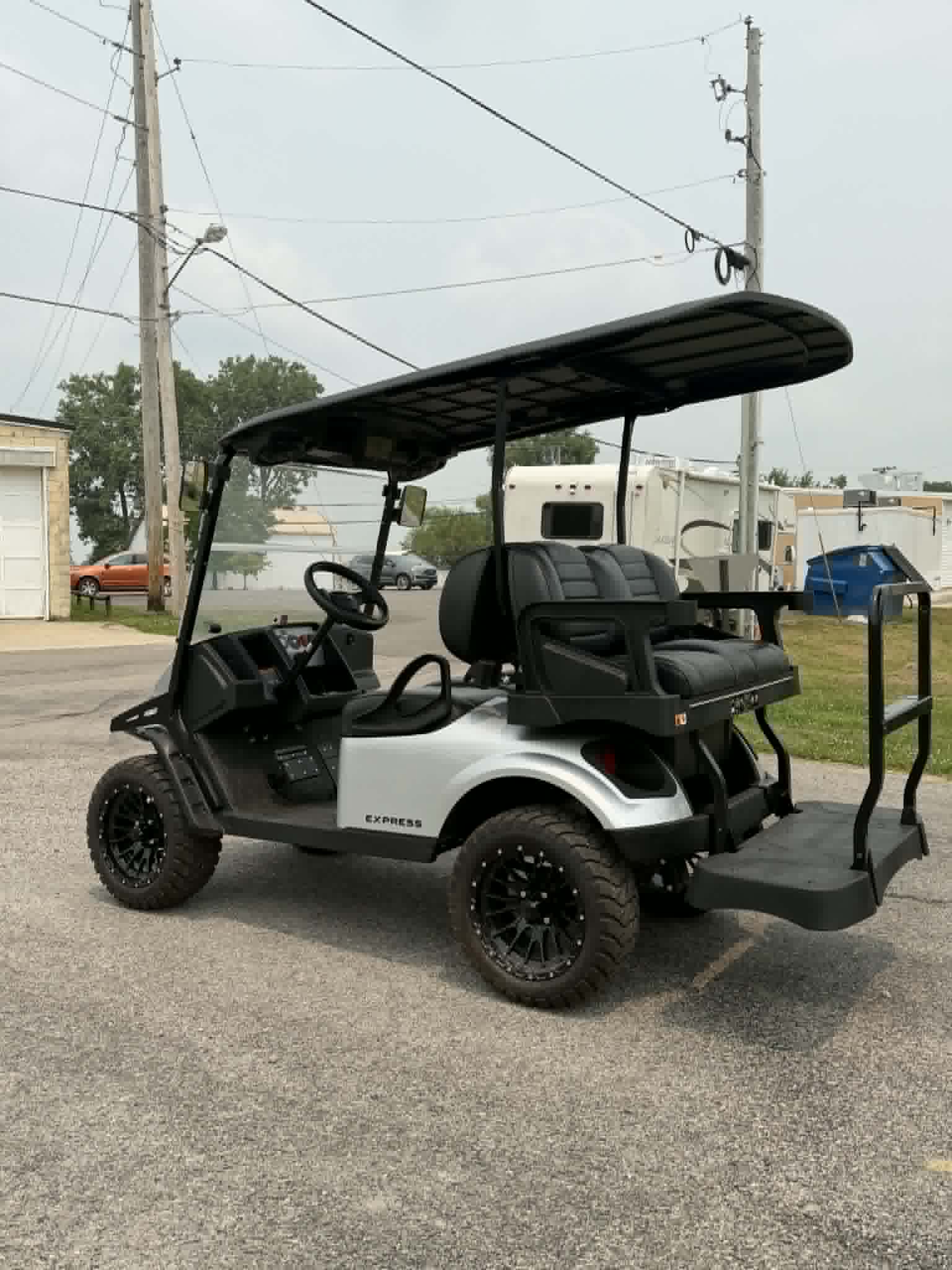 Pre-Owned 2025 E-Z-GO Express